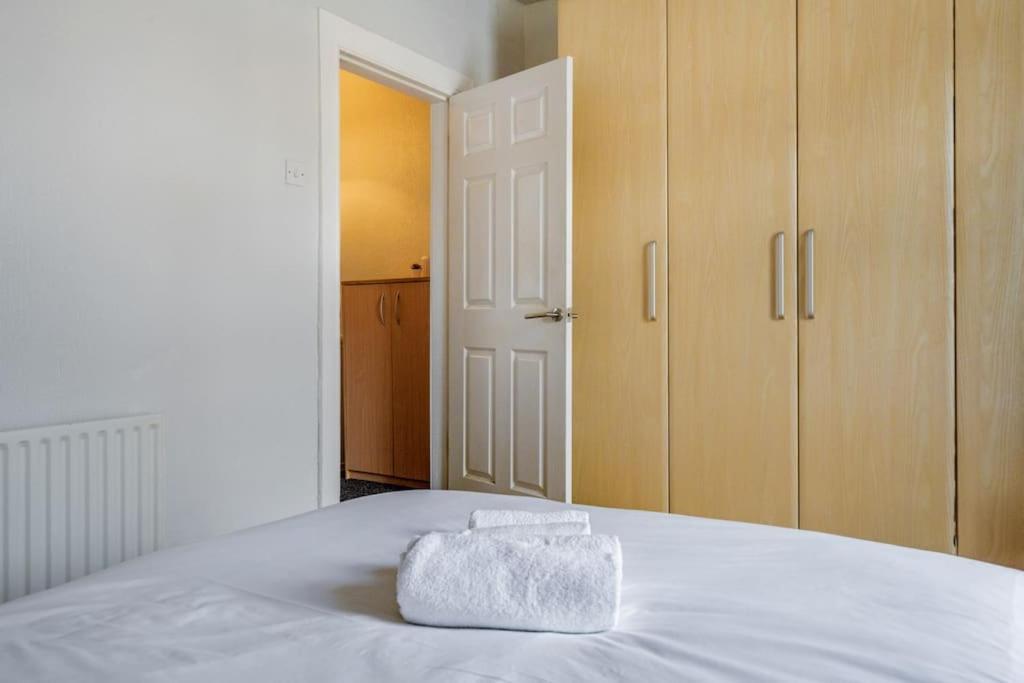 Cosy 2 Bedroom Town House Close To City Centre Belfast Buitenkant foto